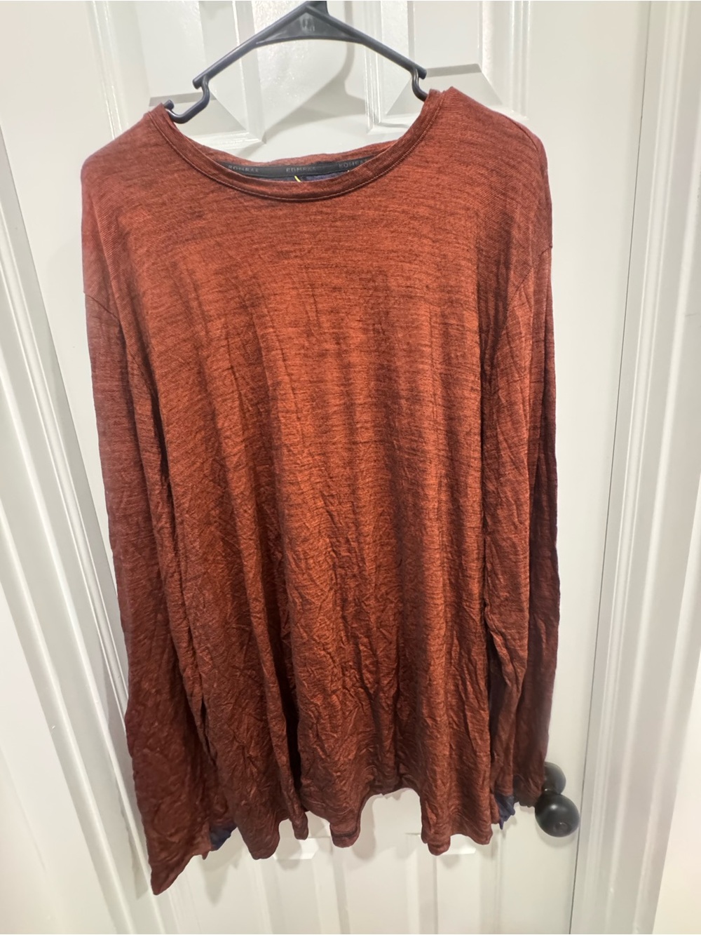 Bombas Long Sleeve Crewneck Shirt in Rust Red